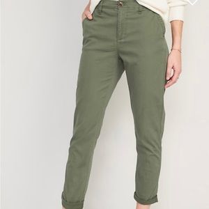 Like New Old Navy Chino Pants